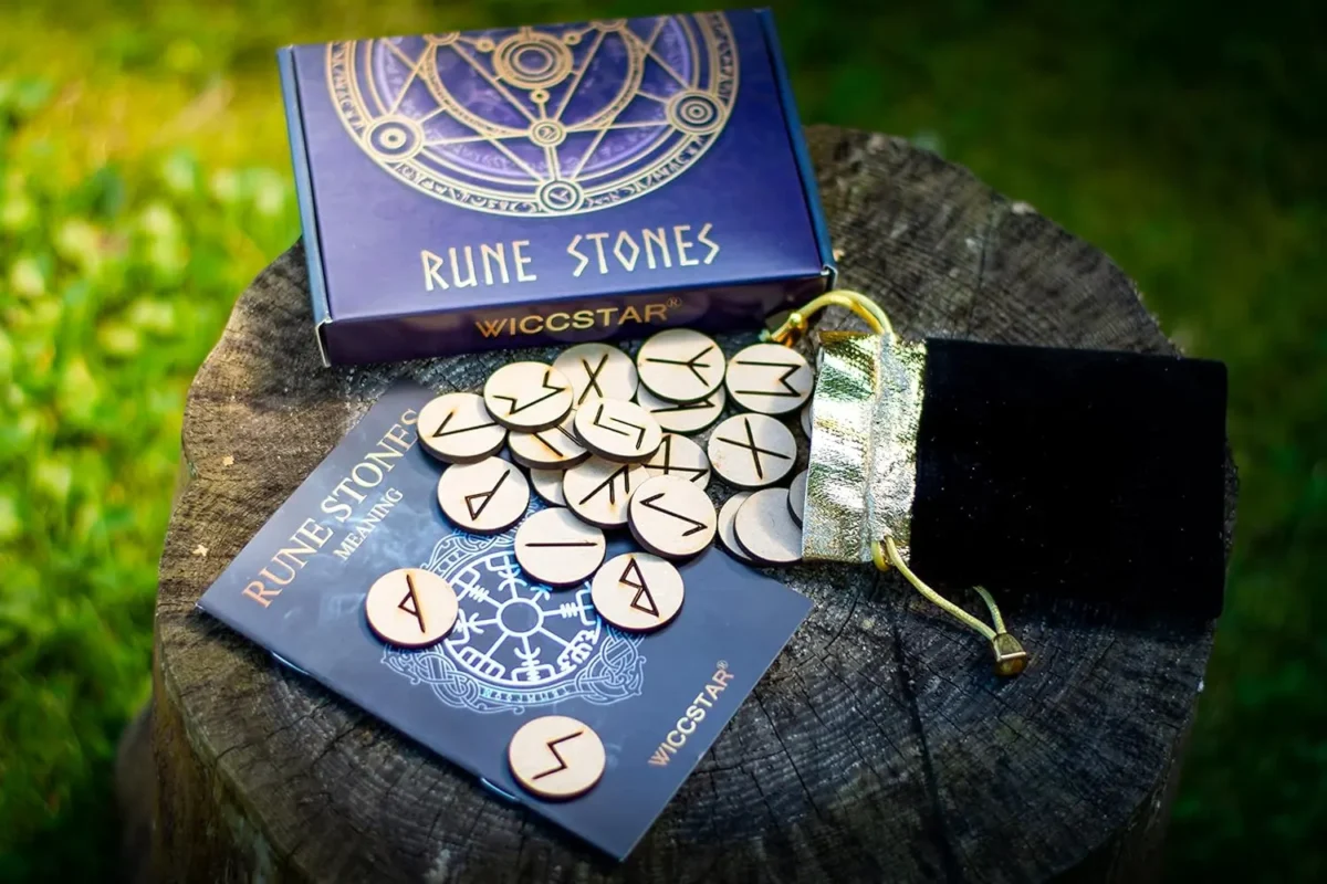 Stones Set with Manual for Beginners and 5 layouts. Viking Nordic Runes