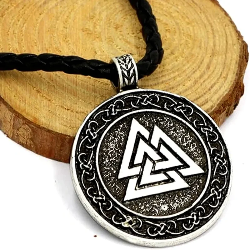 Viking valknut The Nine Noble Virtues of Asatru