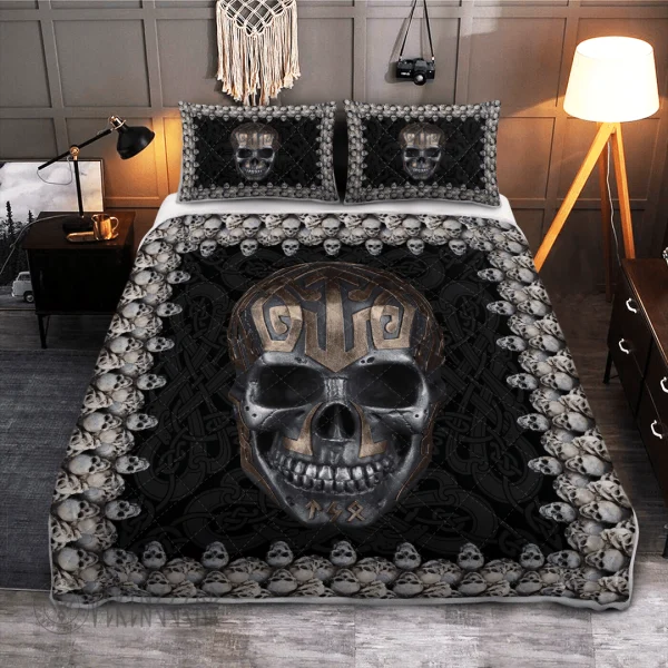 Skull Pattern Graphic Viking Quilt Set