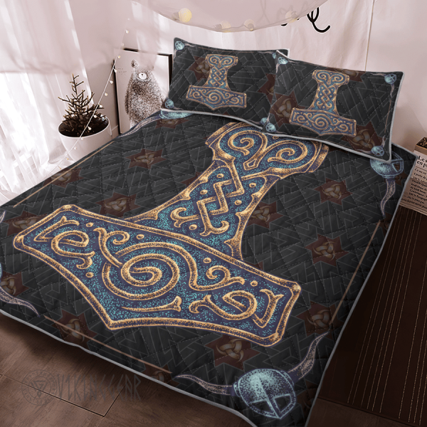 thor-hammer-art-viking-quilt-set