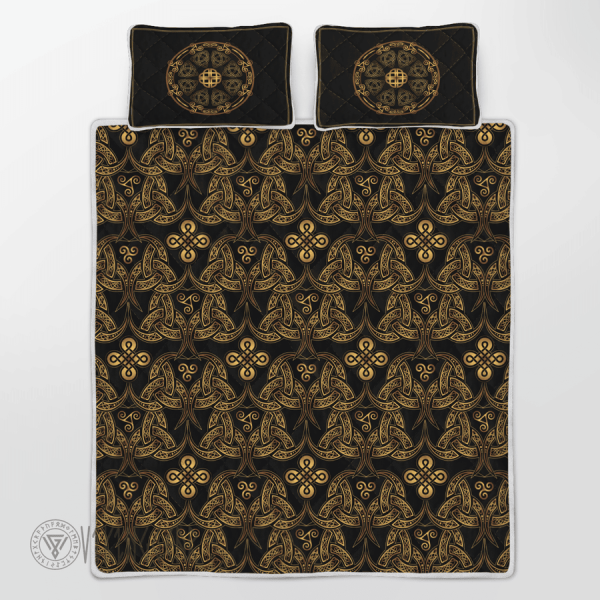 Triple Horn of Odin Pattern Viking Quilt Set