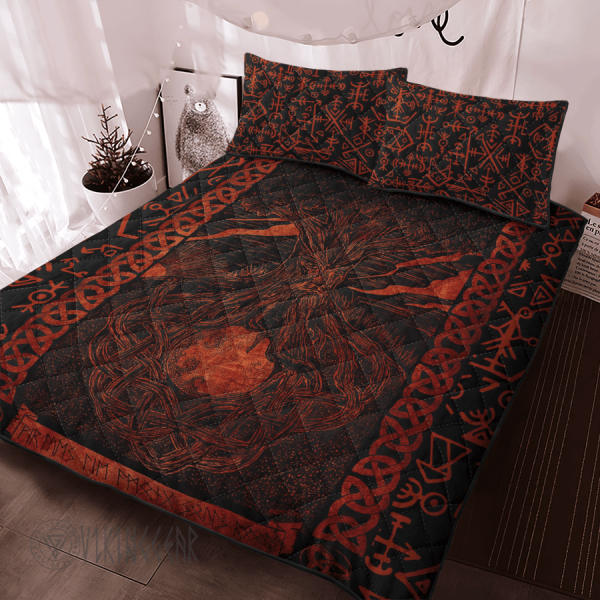 yggdrasil-red-design-viking-quilt-set