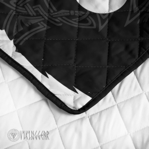 yin-yang-wolf-and-raven-viking-quilt-set