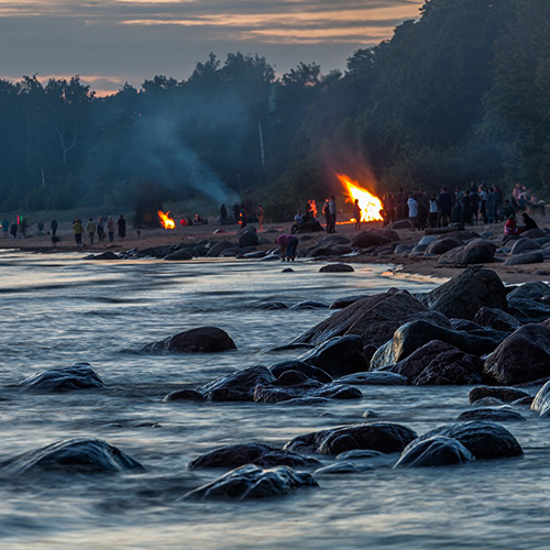 Midsummer Solstid Viking Festivals