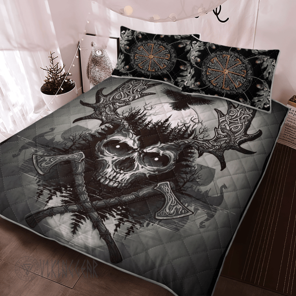 Raven And Skull Axe Viking Quilt Set