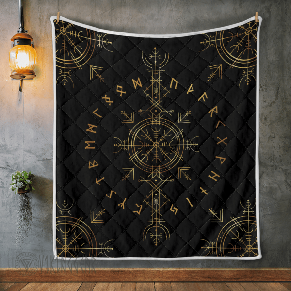 Vegvisir And Runic - Viking Quilt