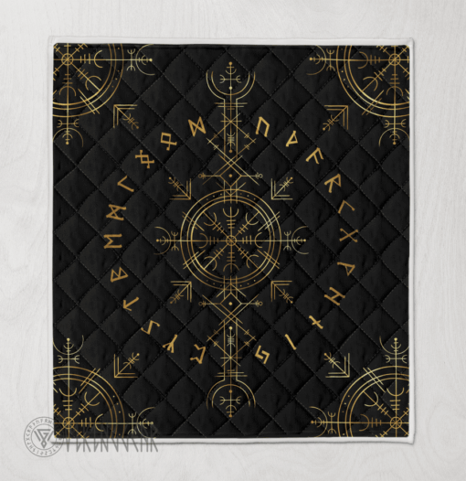 Vegvisir And Runic - Viking Quilt
