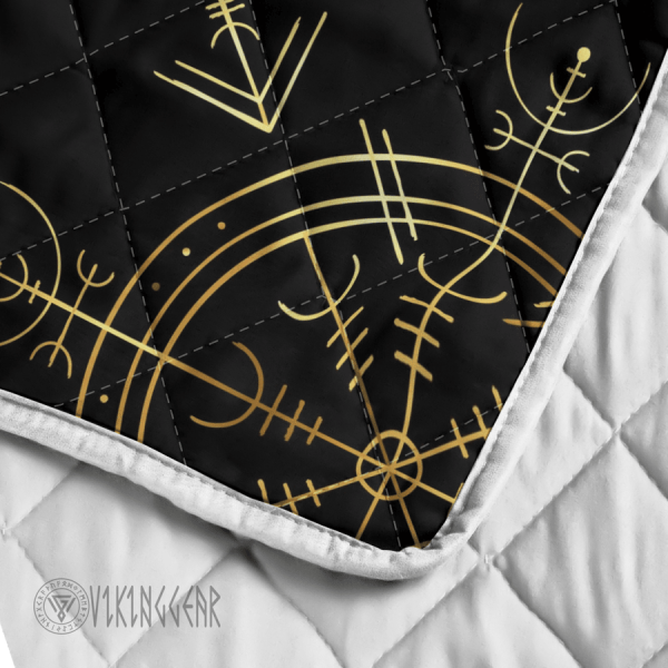 Vegvisir And Runic - Viking Quilt