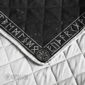 Vegvisir And Runic Viking Quilt Set Vintage Style