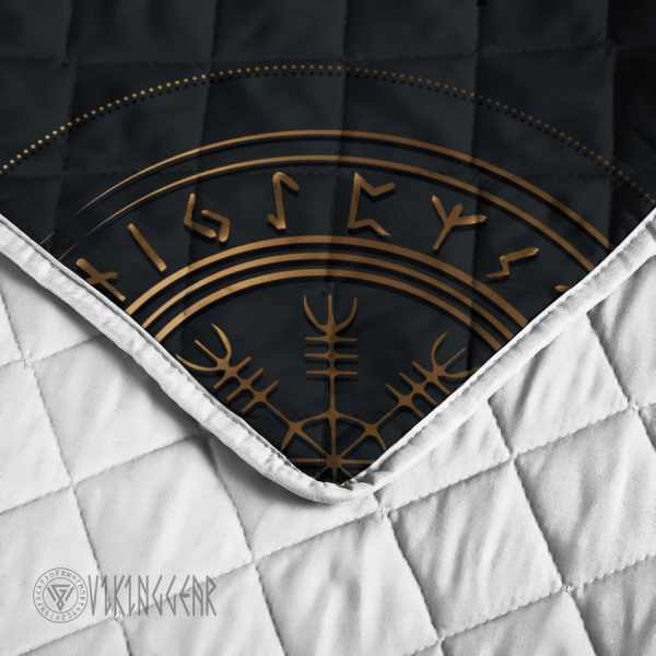 Vegvisir Symbol Golden Color Viking Quilt Set