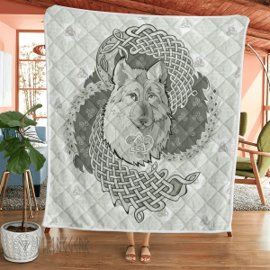 Viking Wolf in Valknut and Horns of Odin - Viking Quilt