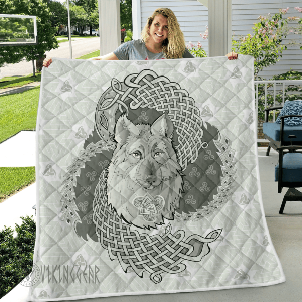 Viking Wolf in Valknut and Horns of Odin - Viking Quilt